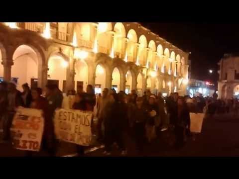 ESTA NOCHE. Marcha de protesta en Arequipa por muerte manifestante en Islay