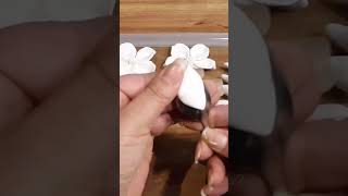 Flores En Porcelana Fria