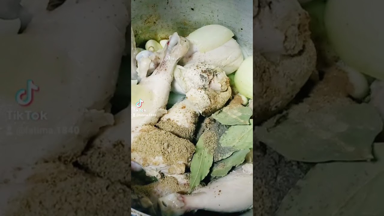 Molokhia Palestine with chicken 