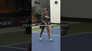 Senior pickleball coach Linda Thompson will teach you about defensive strategy for returning lobs ✍️