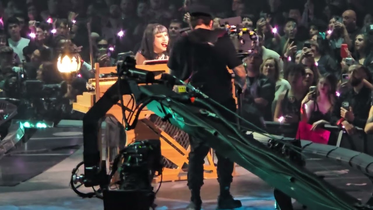 Lady Gaga - Abracadabra on piano KIA Forum 2/23/26