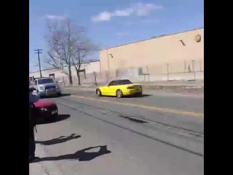 honda-s2000-crashes-leaving-cars-and-coffee