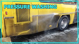 PRESSURE WASHING a super filthy BUS!!! #truckwash #deepcleaning