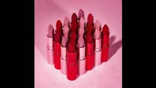 RJMrLA - Pretty Bitches (feat. G-Eazy & Bree Carter)