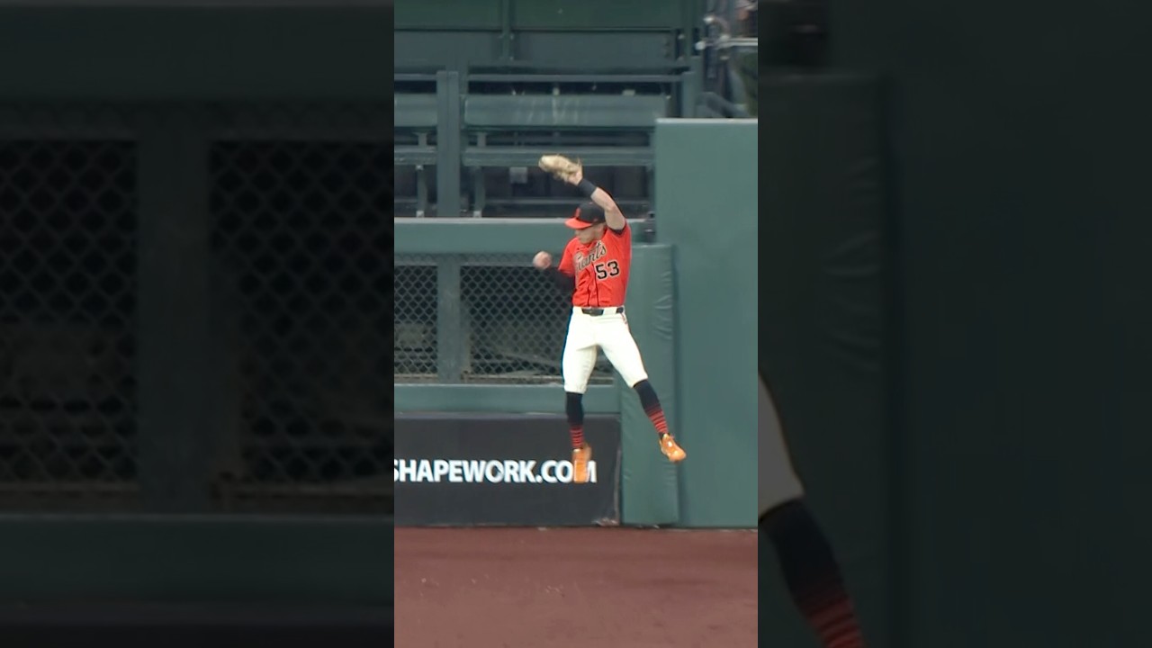 Jonah Cox gets airborne ✈️