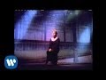 Capture de la vidéo Bette Midler - From A Distance (Official Music Video)