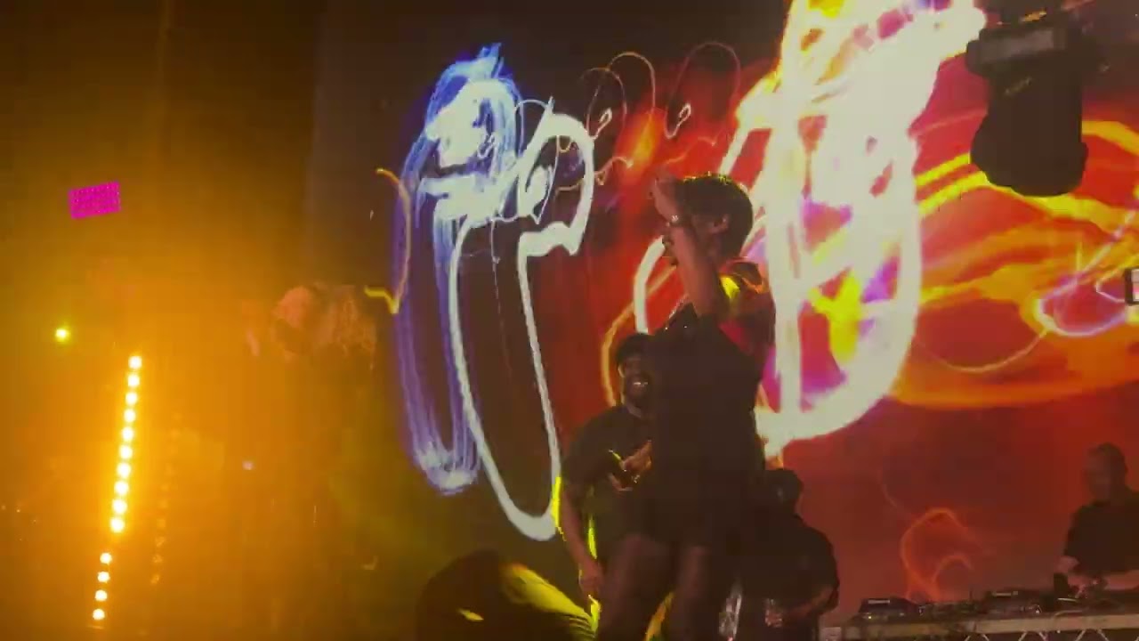 Originals live - St George’s Hall Bradford - Show closing and last song.