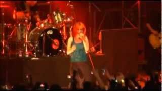 Paramore - For A Pessimist, I'm Pretty Optimistic  Video Oficial HD