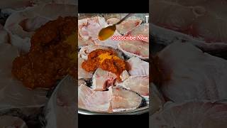 रेस्टोरेंट जैसी फिश करी अब घर पर मिनटों में! #youtubeshorts #fishcurry #shorts