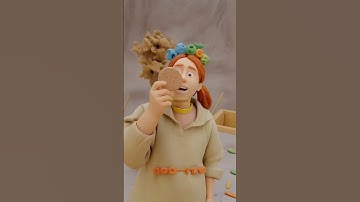 Lil Spidey playing and Annoying Hulk 😂 #hulk #spiderman #funnyanimation #blenderanimation #hero