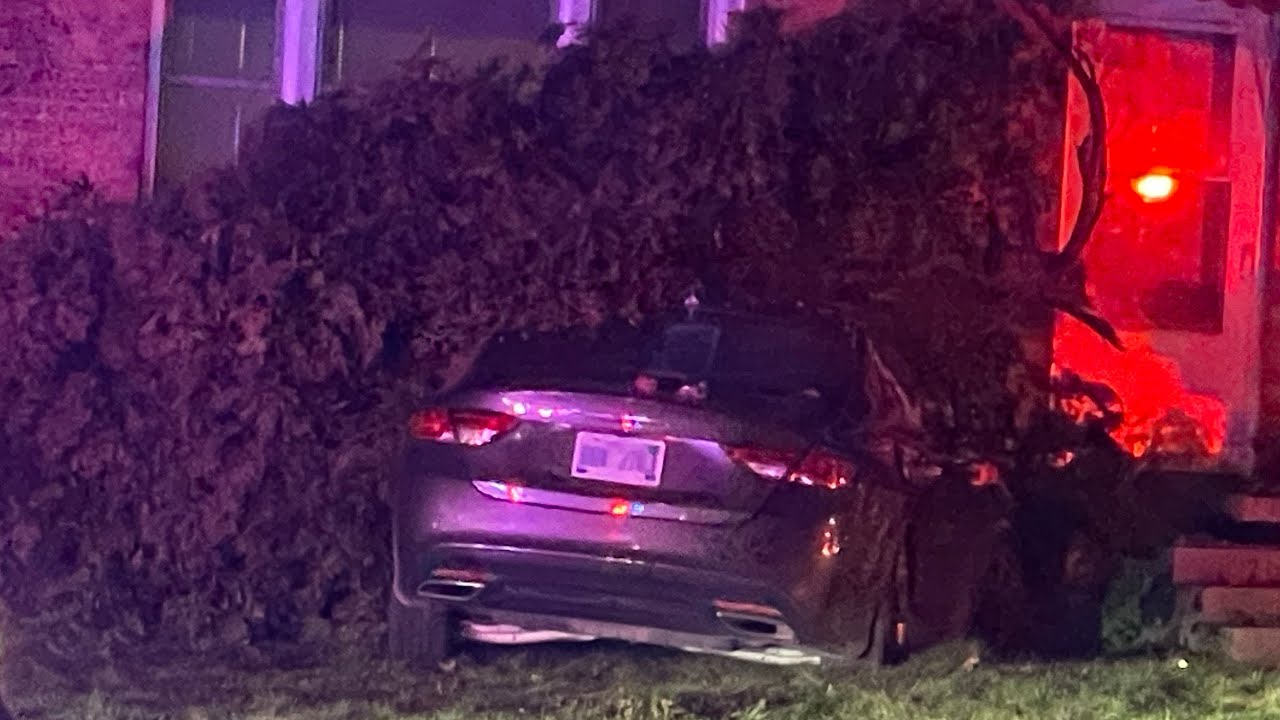 Saginaw MI (CAR vs HOUSE) Scene - YouTube