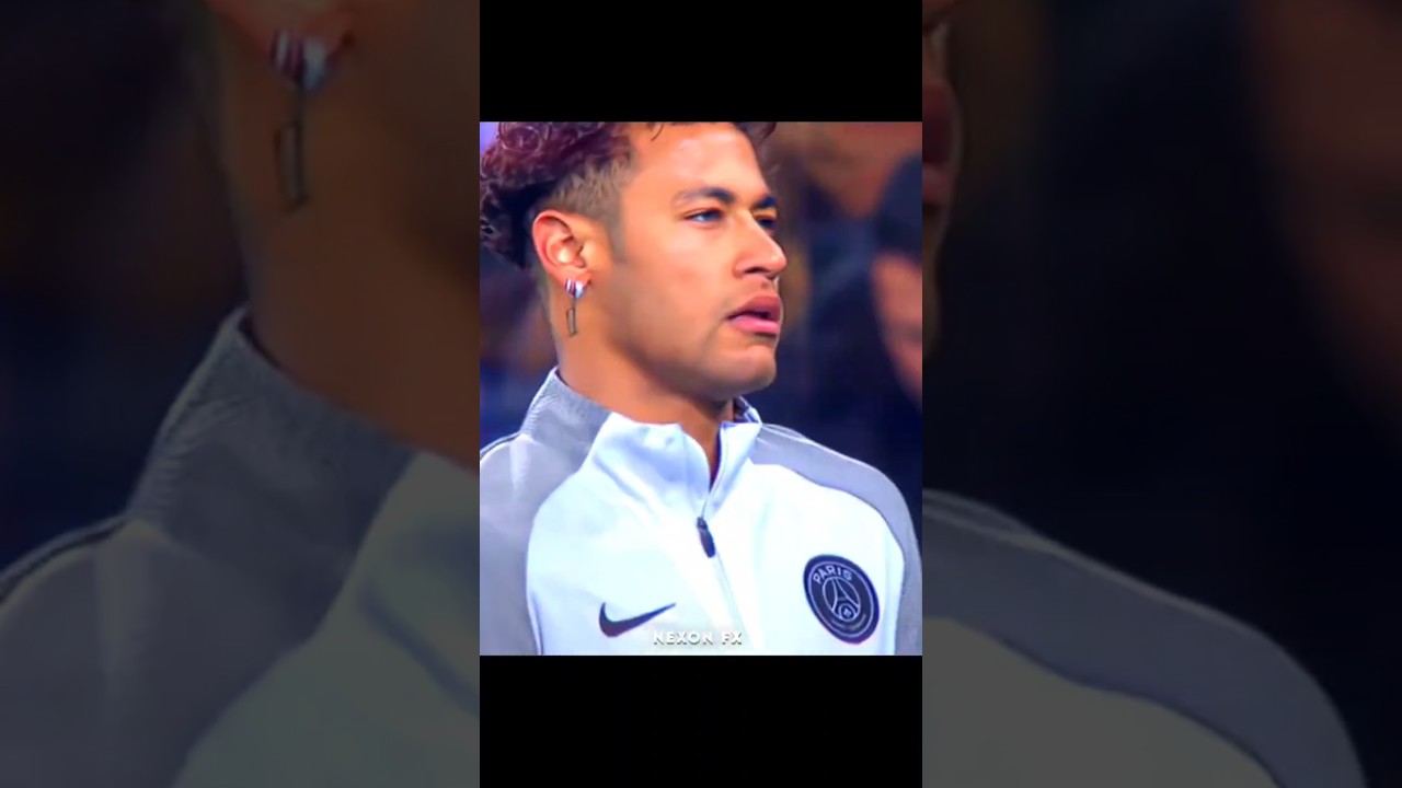 She thinks she loves me #football #shorts #ytshorts #ronaldo #messi #neymar #trending #viral