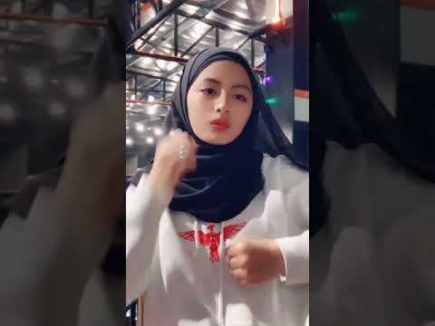Malaysia  girl , handjob style tiktok challenge