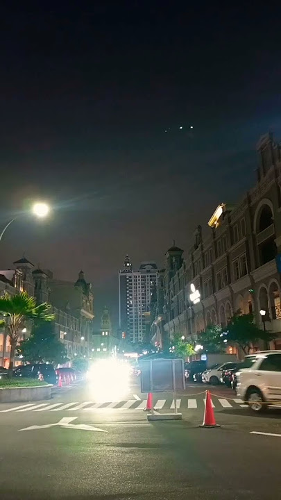 MALL OF INDONESIA (MOI)