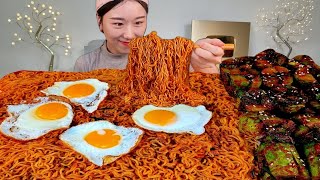 ASMR 다들 짜파게티더블랙 드실때 저는 신볶게티 먹겠습니다🥲 직접만든 오이소박이 리얼먹방 :) Spicy Stir-Fried Ramen Cucumber Kimchi MUKBANG