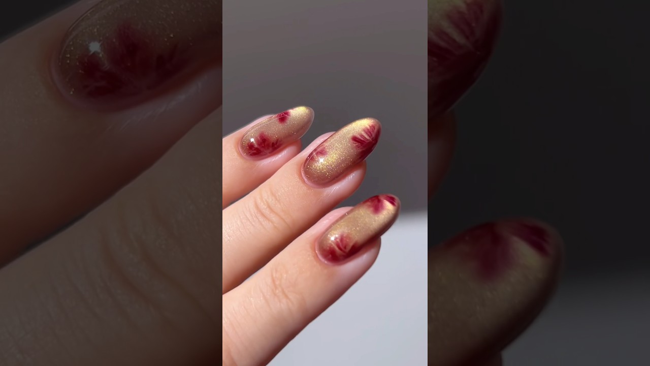 🍷🍁✨ glassy maple leaf 