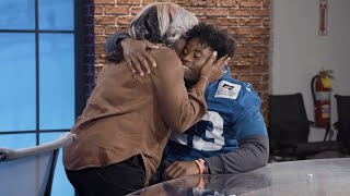 Kenny Moore Iis Big Surprise Walter Payton Man Of The Year