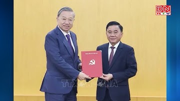 Tổng Bí thư Tô Lâm trao Quyết định phân công đồng chí Trần Cẩm Tú giữ chức Thường trực Ban Bí thư