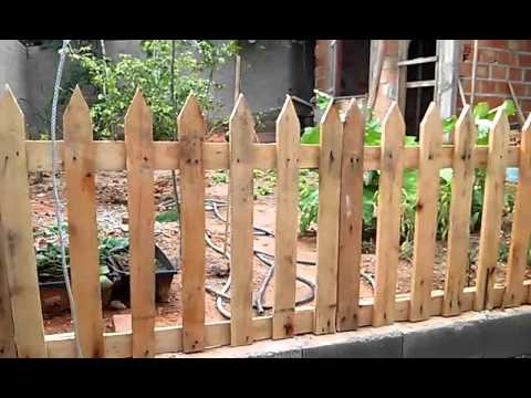 Minha cerca com palete, reaproveite vale a pena em quintal pequeno ... Cerca Ideas Madeira