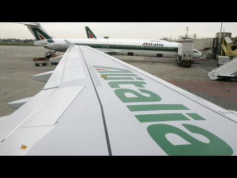 Alitalia увольняет 2 700 сотрудников