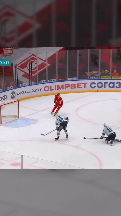Хоккеист Отказался Забивать Гол, И Вот Что Случилось! #хоккей #shorts ...
