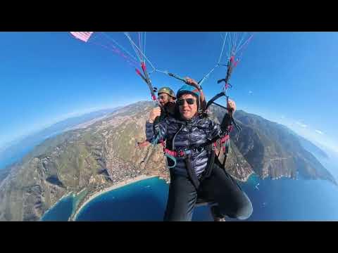 Fethiye gökyüzünde TUSAŞ şehitleri için bayrak açıldı