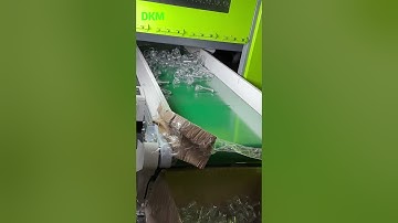 Outside cooling robot for 72-cavity preform production