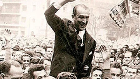 Quais foram os feitos de Juscelino Kubitschek?