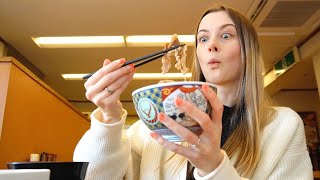 Enjoying a popular Japanese beef bowl at Yoshinoya【Japan Life】