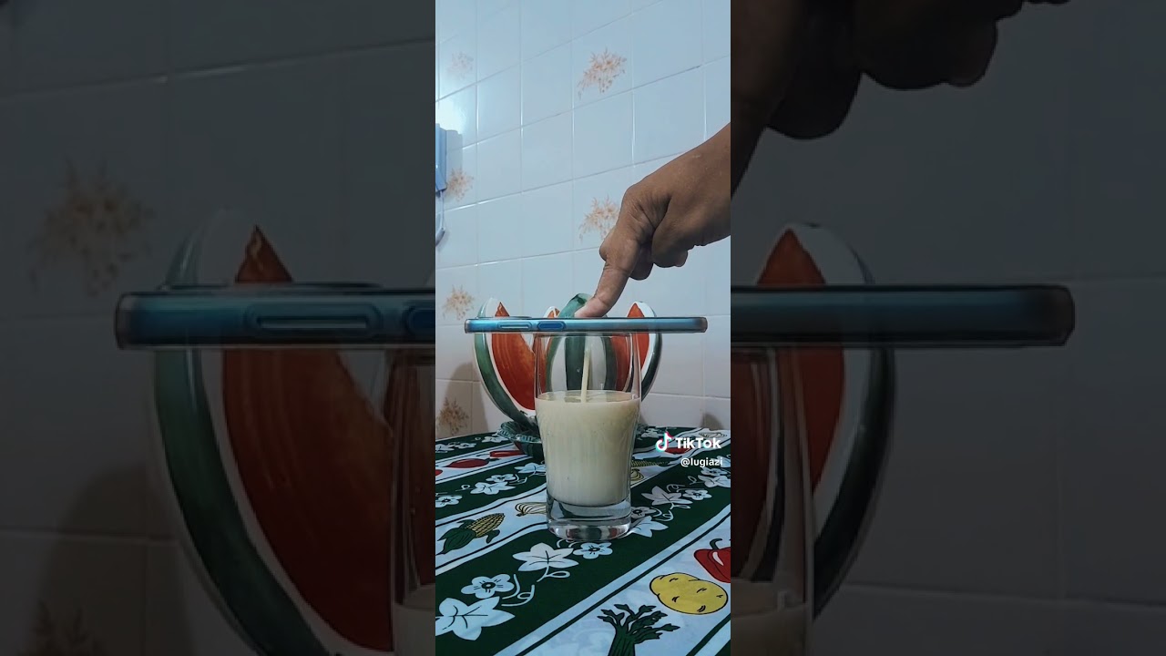 "Explosão de sabor: Batida de Banana no Copo! 🍌😋#deliciabanana #frutanatural