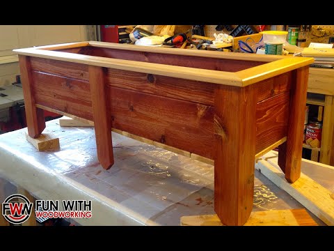 Project – Planter Box made from Cedar Fence Pickets