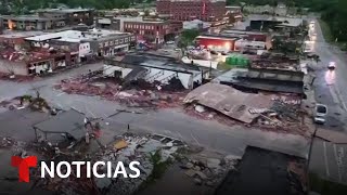 Comunidades afectadas por tornados lucen como golpeadas por "una bomba" | Noticias Telemundo screenshot 4