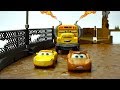 Disney Pixar Muddy Britches & Lemonade🍋 CRASH & SMASH Cars 3 Thunder Hollow CRAZY 8 Demo Derby RACE