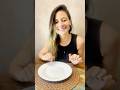 Mesa posta com charme clássico! 🍽️✨