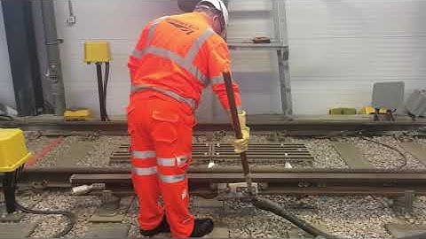 How to Operate a Hook Switch. Un-Controlled.