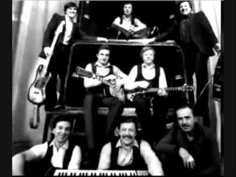 75 - რამ შემქმნა ადამიანად (1979)