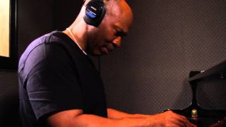 Kevin Eubanks & Stanley Jordan - A Child Is Born - from Duets chords