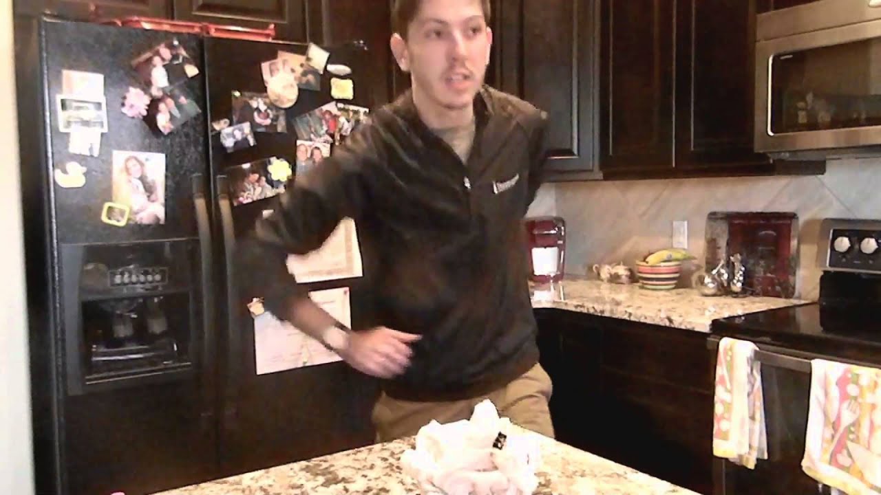 Food Coloring Tie Dye - YouTube