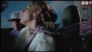 "Con Cual De Los Dos" Sabrina feat. Angel Y Khriz Video
