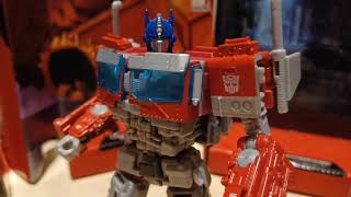 transformers optimus prime vs some decepticons stop motion