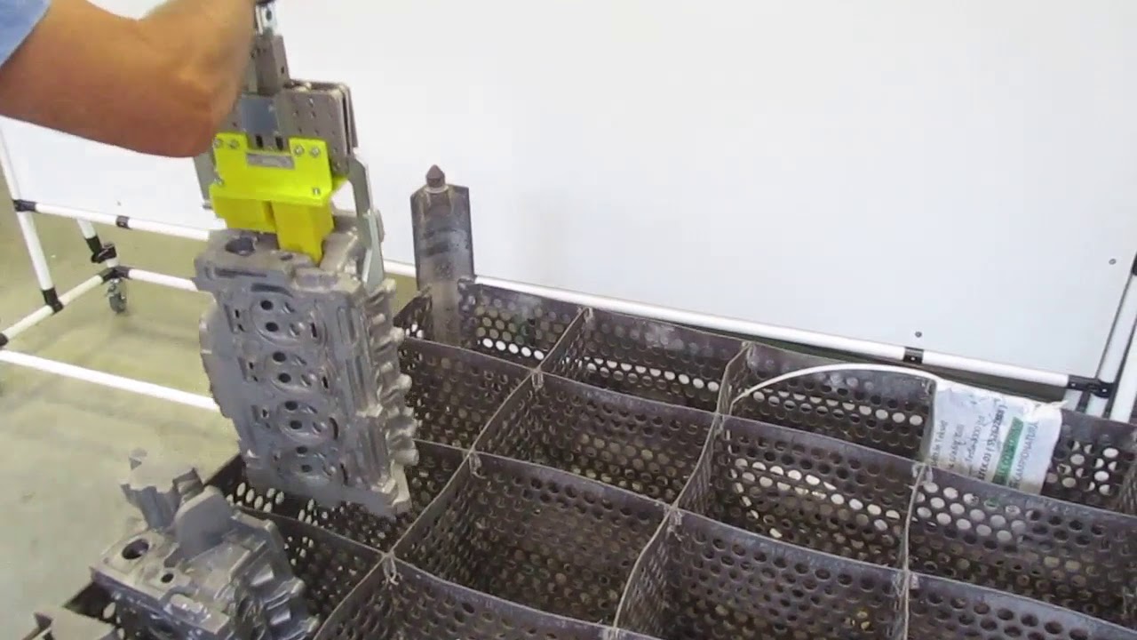 Precise load placement with INDEVA® Liftronic® Easy