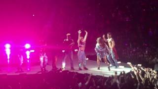 Selena gomez - revival live (remix/closing) (revival tour 5-6-16)