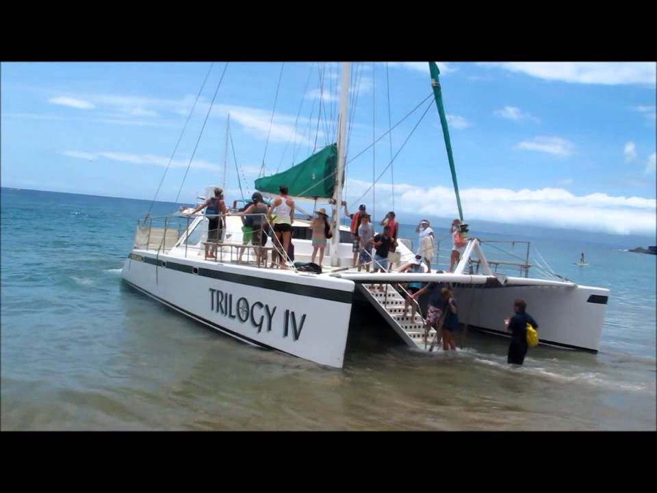 Trilogy IV loading on Ka'anapali Beach during medium shorebreak