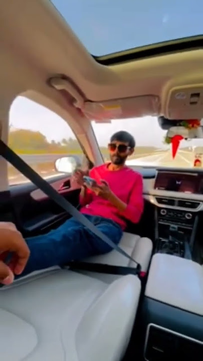 With XUV 700 autopilot mode I can enjoy the ride like this #mahindra #xuv700 #autopilot #modified
