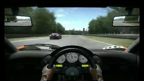 Need for Speed: Shift McLaren F1 vs Mercedes SLR - Brands Hatch