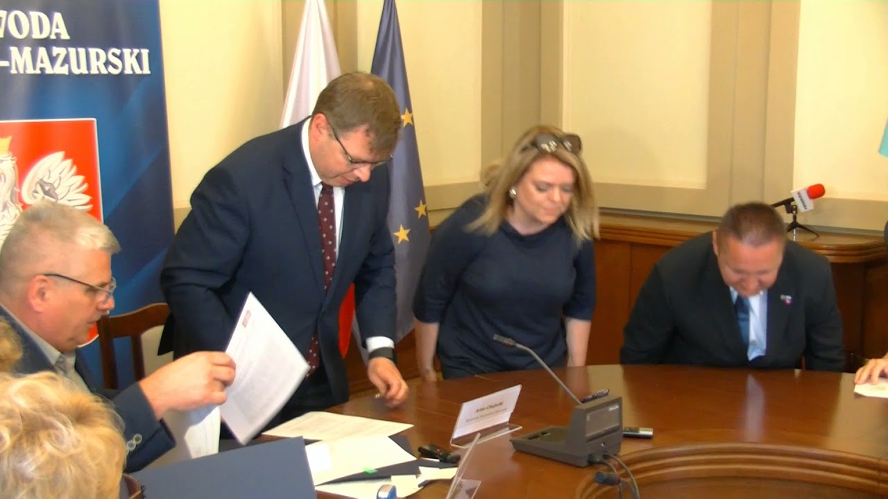 video to gif OLSZTYN24: Podpisanie umów na dofinansowanie modernizacji dróg lokalnych na Warmii i Mazurach