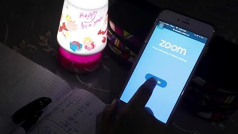 Zoom shares get whacked over privacy concerns
