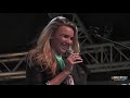 Capture de la vidéo Nadine Coyle - Dalriada Festival Acoustic Set (18/07/20)