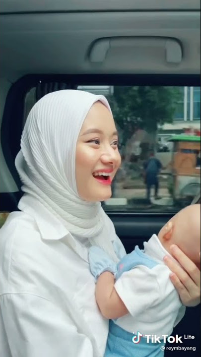 REY MBAYANG NYANYIIN LAGU KE DINDA HAUW ,GEMESH❤️😍