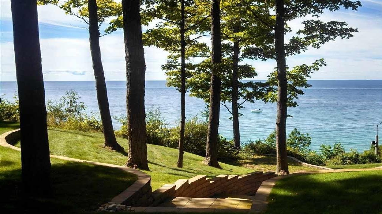 4611 S Lakeshore Drive, Ludington, MI Presented by Joe Blachy. YouTube